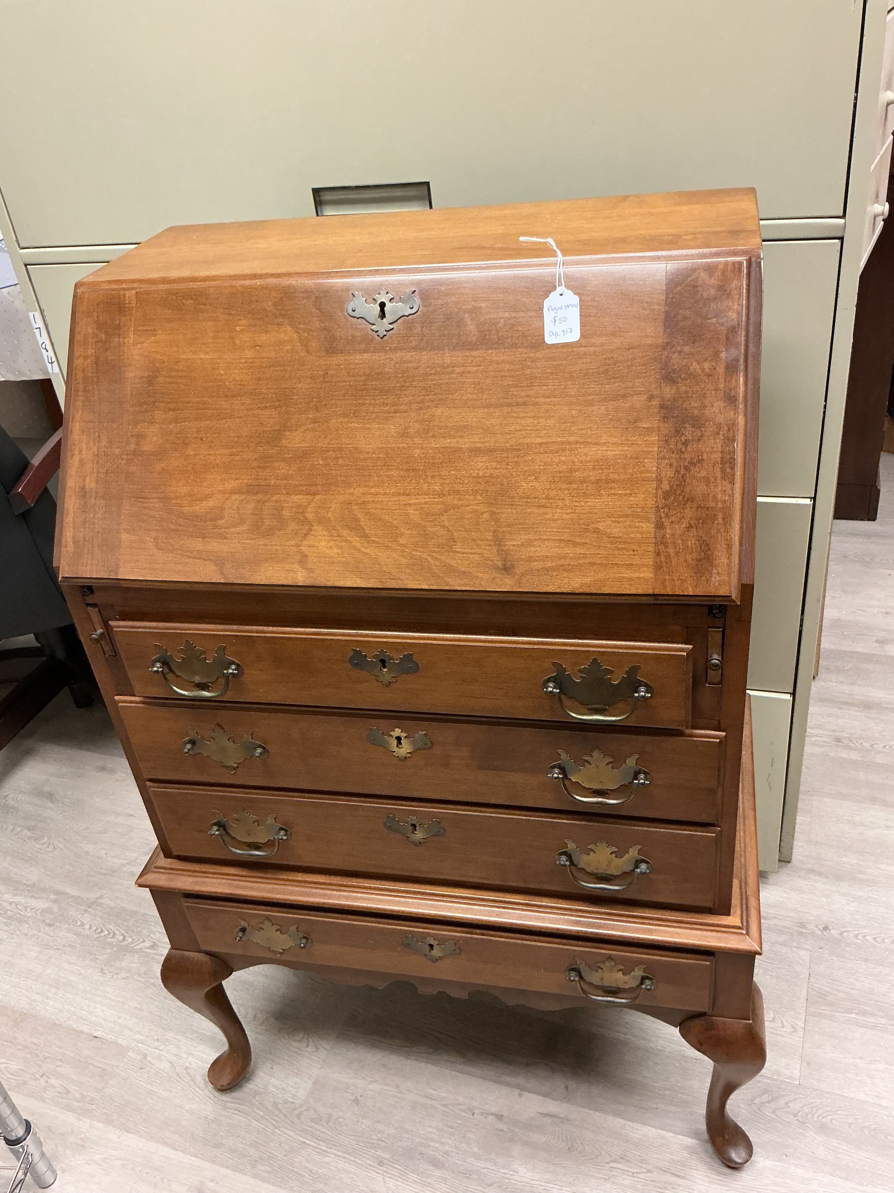 Vintage secretary desk with Hutch