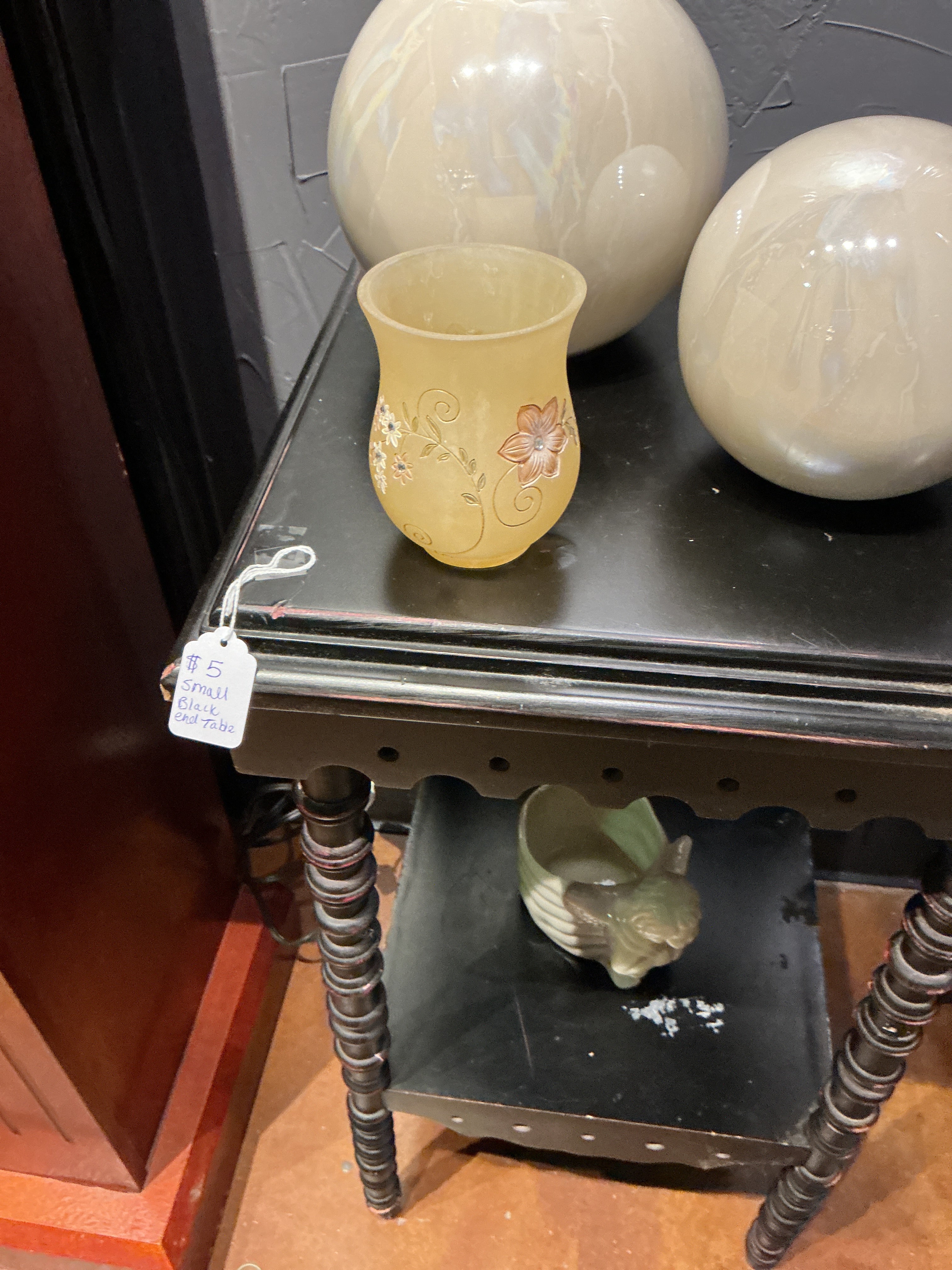 Decorative candle holder