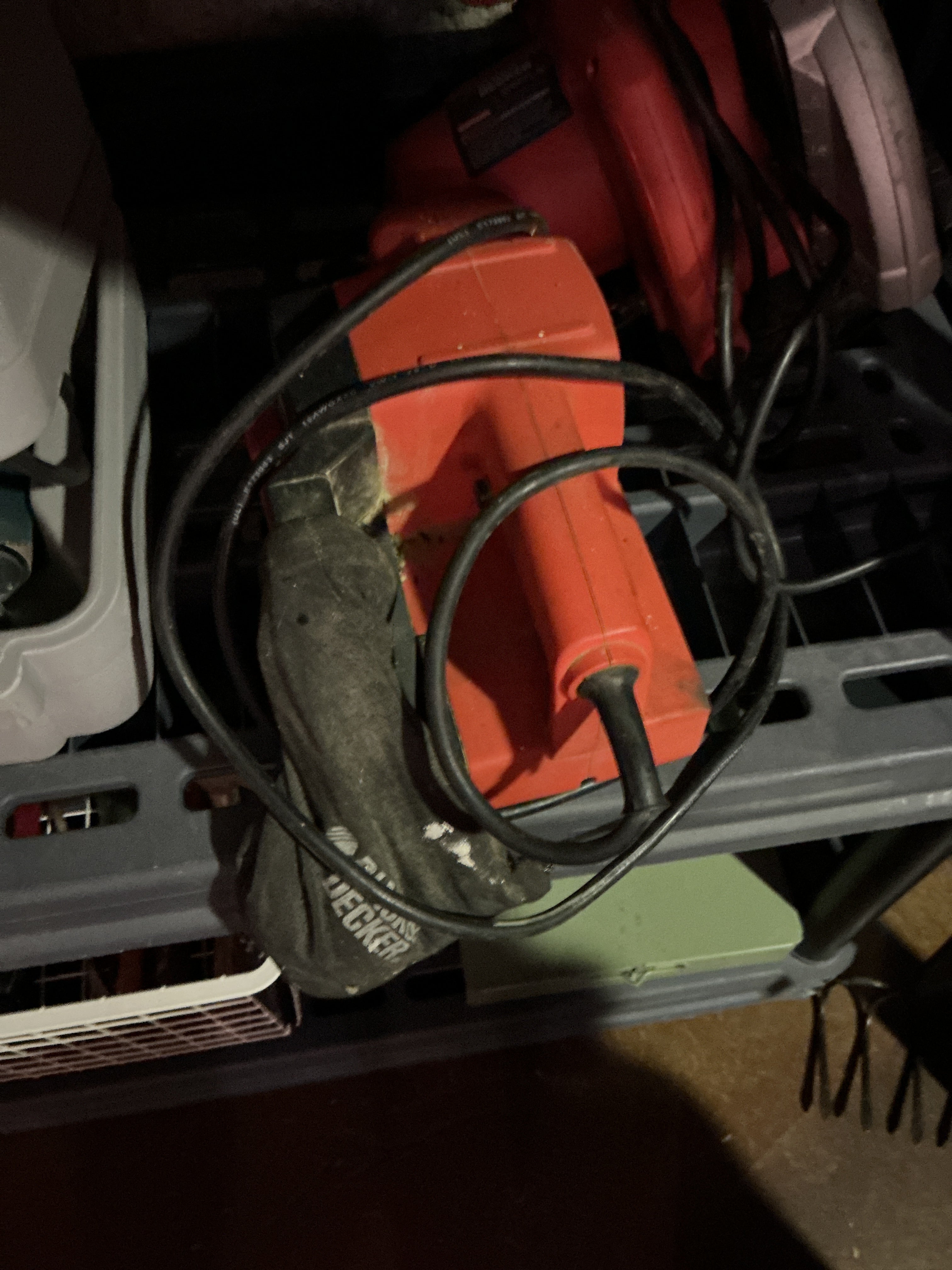 Black & Decker sander