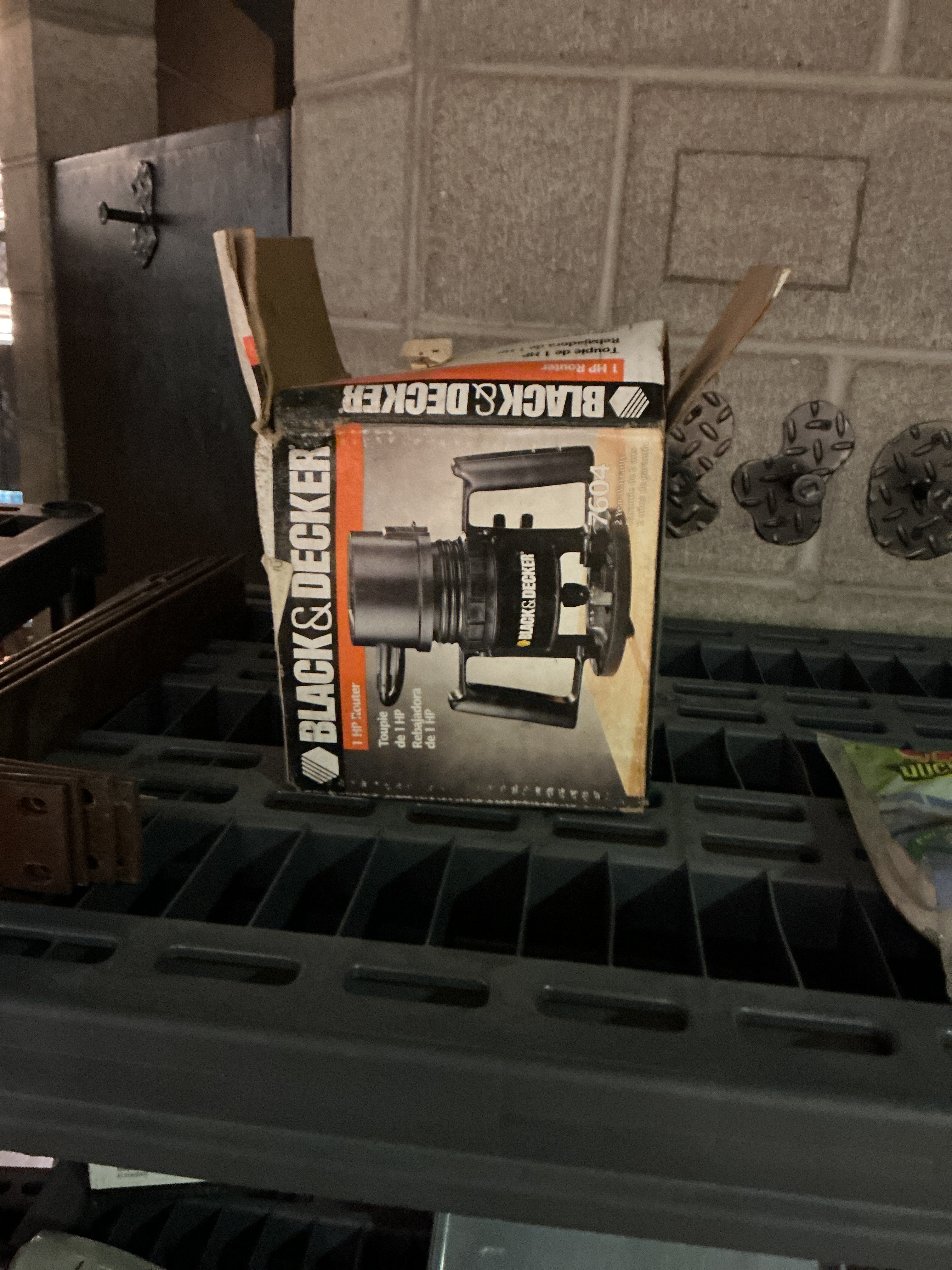 Black & Decker router