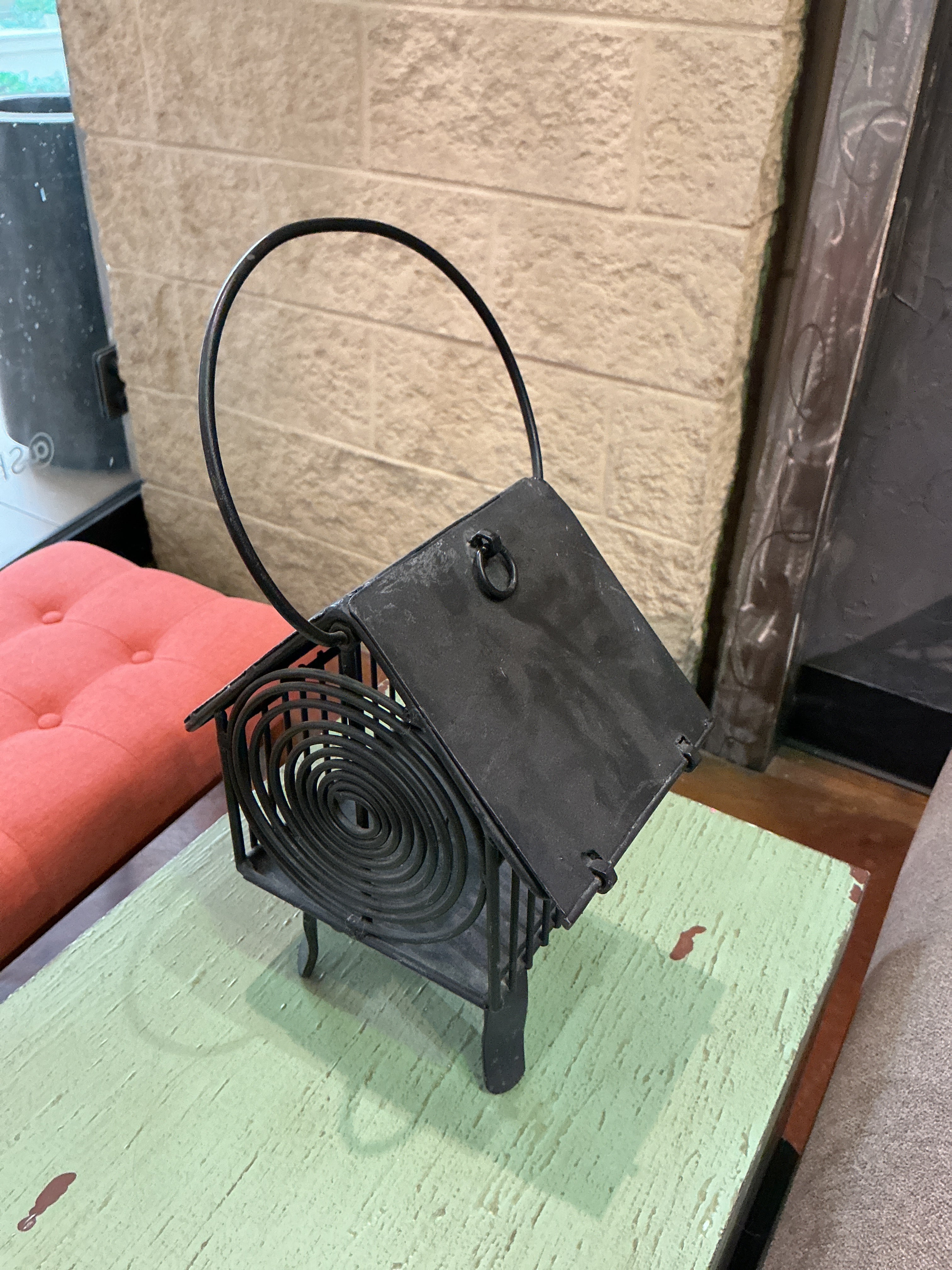 Candle holder